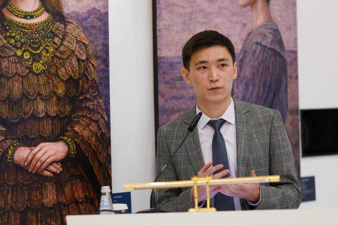 В Астане прошла конференция по развитию  молодежной науки с применением ИИ и цифровых технологий — 15