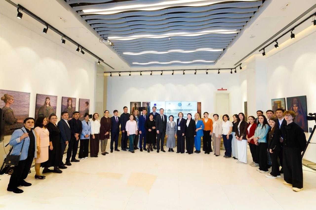 В Астане прошла конференция по развитию  молодежной науки с применением ИИ и цифровых технологий — 18