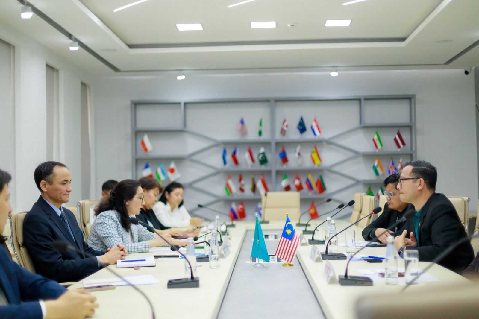 Sultan Idris Education University делегациясымен өткен стратегиялық кездесу қорытындылары — 4