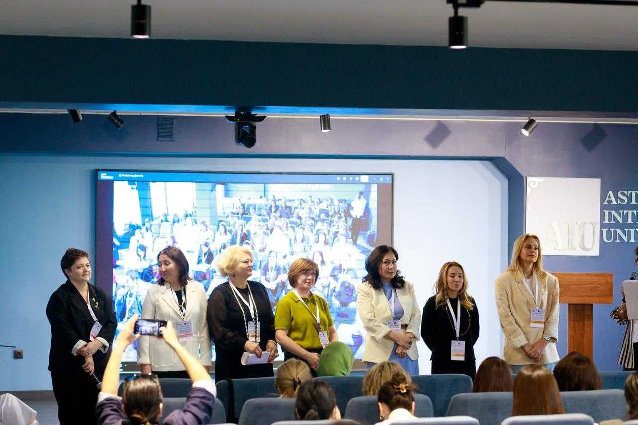 Астана Халықаралық Университеті жаһандық психология мен гештальт-терапияның бас қосу алаңына айналды: Ауқымды халықаралық конференцияның қорытындысы — 12